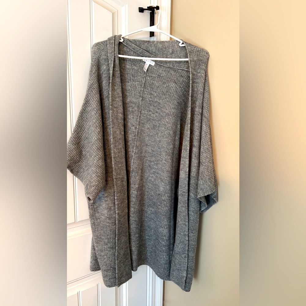 Leith XL cardigan, short sleeve
